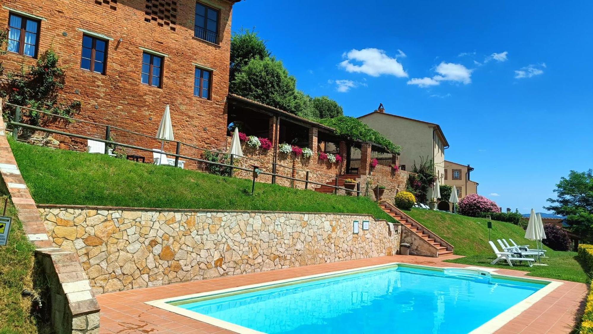 Borgo Fajani Guest House Terricciola Exterior photo